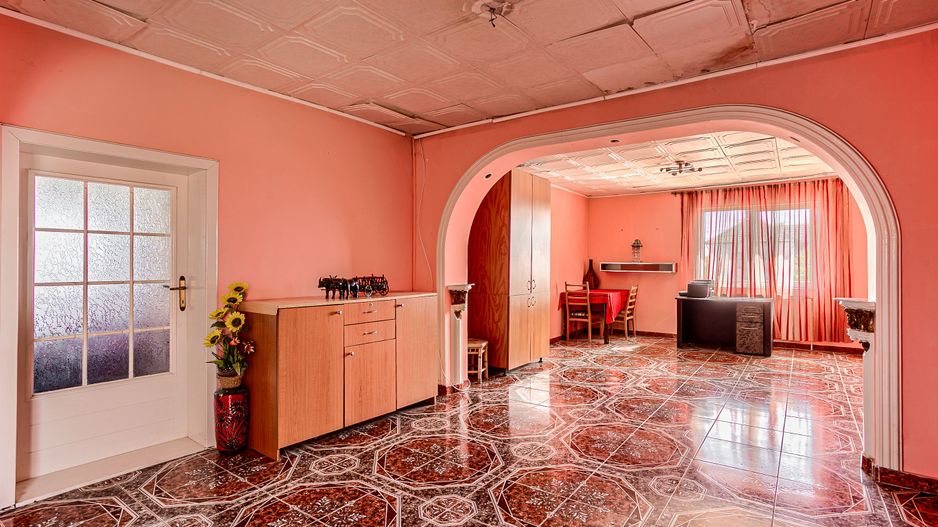 PRET REDUS! Casa la Macea - Poză 2