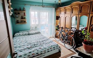 Apartament 3 Camere | Decomandat | 65 mp | Etaj 3/4 | Intre Lacuri - Poză 3