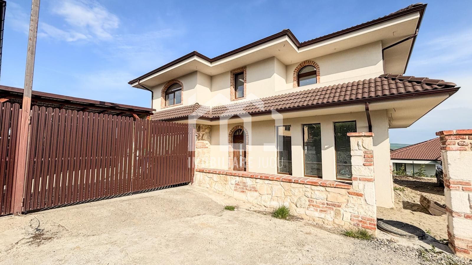 Casa Individuala 4 camere, 135mp, teren 450mp, Zona Linistita, Dezmir - Poză 19