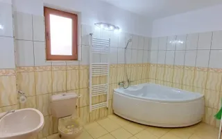 Vila P+1+M, 6 camere, Micro 16, 303 mp utili, teren 406 mp – 272.000 Euro - Poză 14