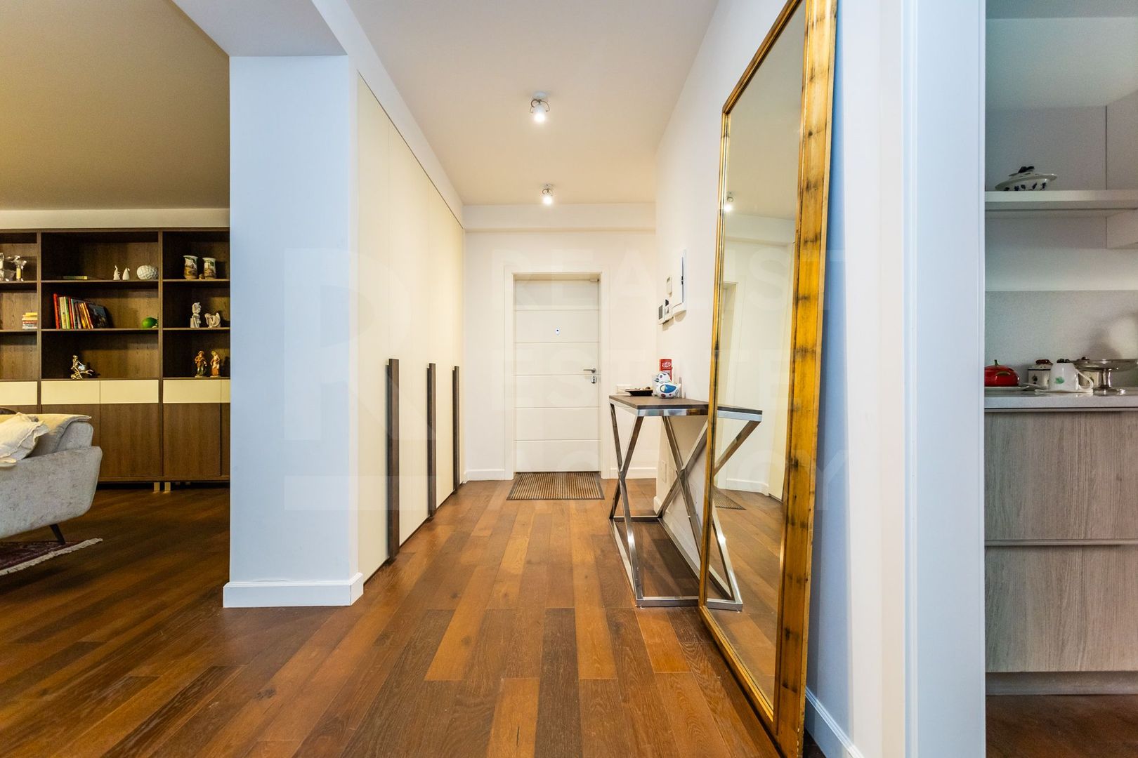 Chirie, apartament, 3 camere, str.  Serghei Lazo, Centru - Poză 14