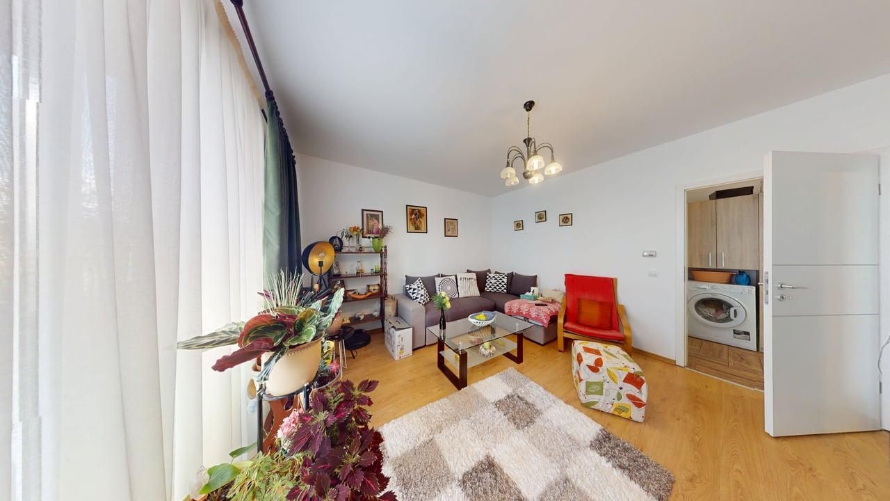 Apartament decomandat, 2 camere, balcon, boxa - Avangarden - Poză 3
