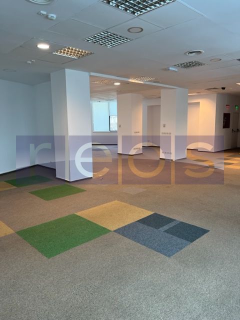 VANZARE CLADIRE DE BIROURI ZONA UNIRII | INVESTITIE CU RANDAMENT GARANTAT | - Poză 4