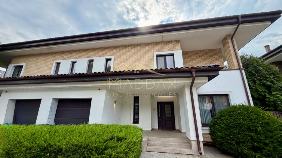 Vila cu 9 camere *900 teren* & piscina privata // Pipera - Poză 2