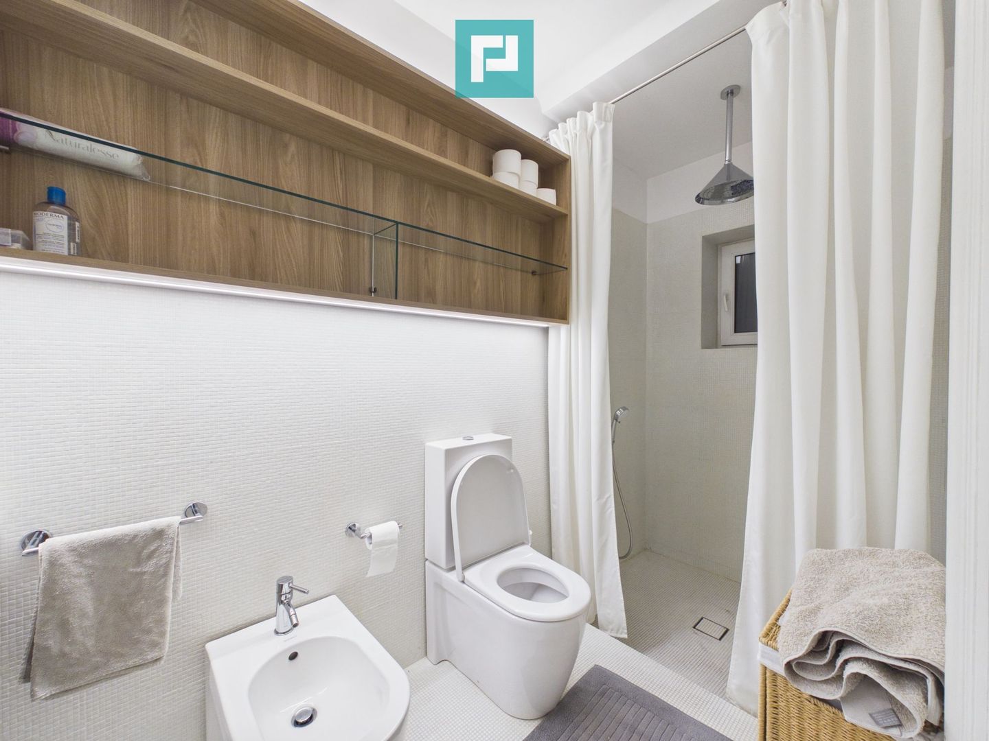 Apartament cu 3 camere Ultracentral - Poză 13