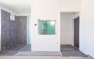 2 camere | Eroii Revolutiei | 80% renovat | metrou | COMISION 0% | - Poză 1