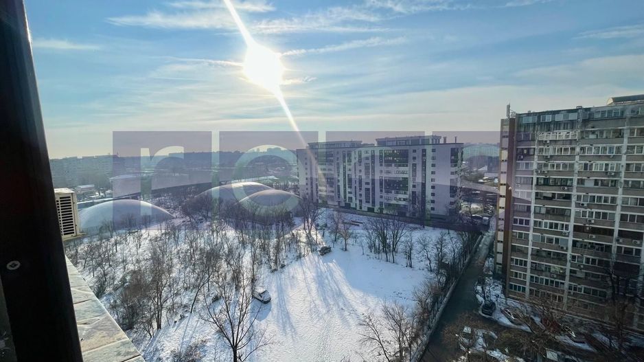 VANZARE APARTAMENT 2 CAMERE 50PM PIATA MUNCII CENTRALA PROPRIE VEDERE SUPERBA - Poză 1