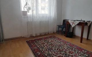 Apartament 2 camere, decomandat, zona Minerva, centrală proprie. - Poză 1