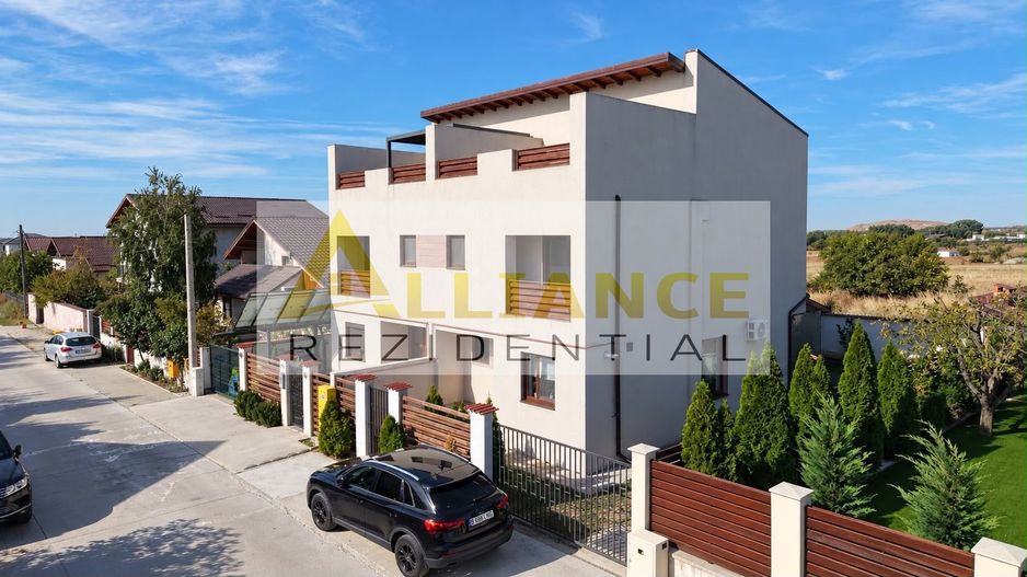 Casă P\+E\+M, complet mobilată, 4 camere, 3 dormitoare, matrimonial - Poză 2