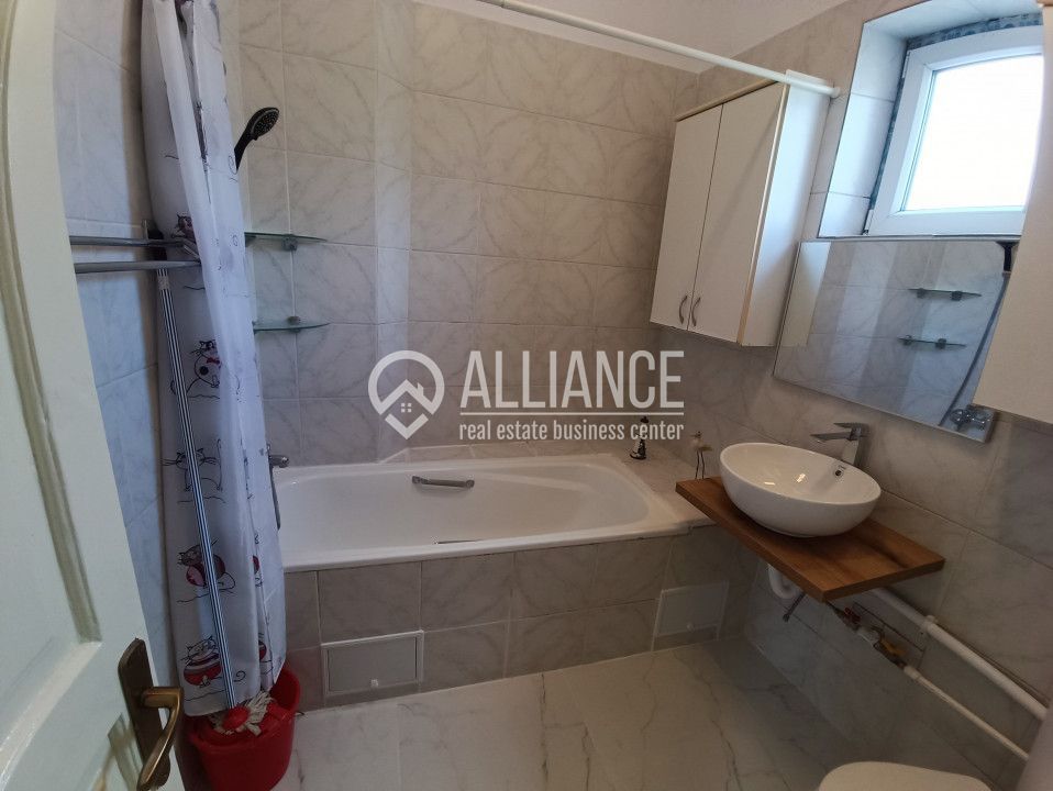 CENTRU SALA SPORTURILOR(COD03)- Casa interbelica si curte generoasa ! - Poză 8