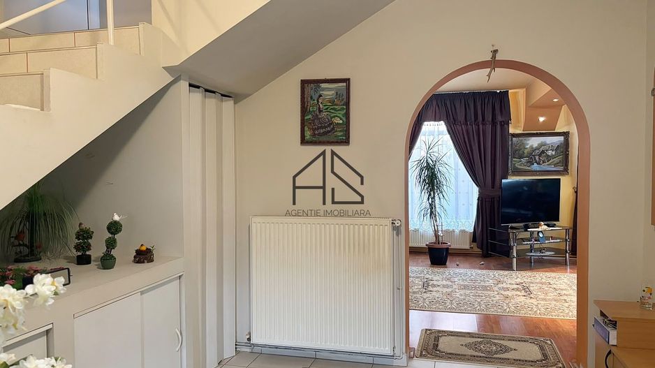 Casă de vânzare Oncea | 3 dormitoare + garaj | teren 810 mp - Poză 4