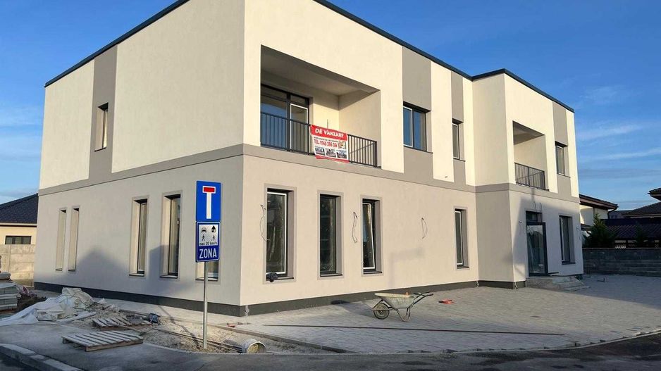 BRASADAS vinde ap 3 cam 2025 etaj 1 in zona Unirii. - Poză 1