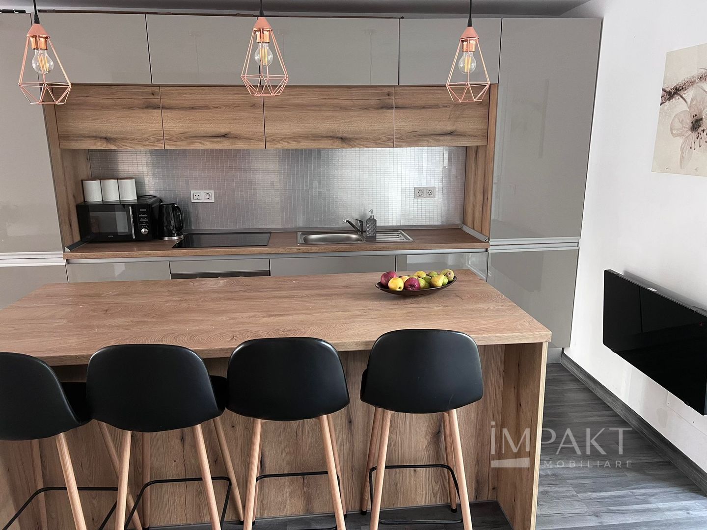 Casă de lux pe malul lacului – Câmpenești - Poză 3