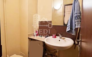 Apartament cu 3 camere de vanzare in zona Rogerius, Oradea - Poză 14