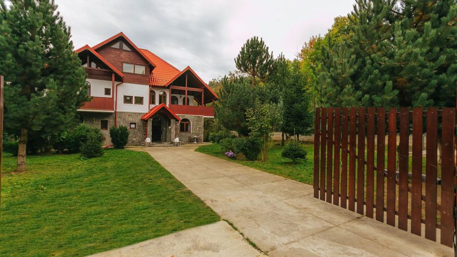 Pensiune superba Sinaia - Poză 4