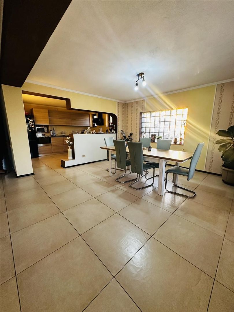 Casa 5 dormitoare 3 bai Oradea - Poză 7