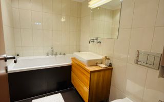 Baba Dochia | 3 camere | Decomandat | 2 bai | Etaj 2 | Centrala proprie - Poză 15