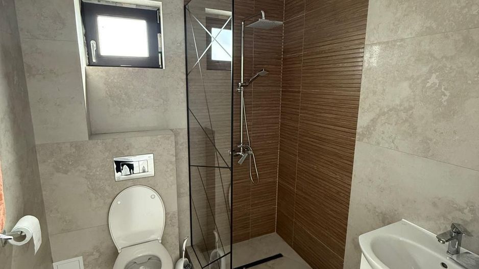 CASA TINERETULUI 4 CAMERE, INCALZIRE PARDOSEALA, NOU, COMISION 0% - Poză 5