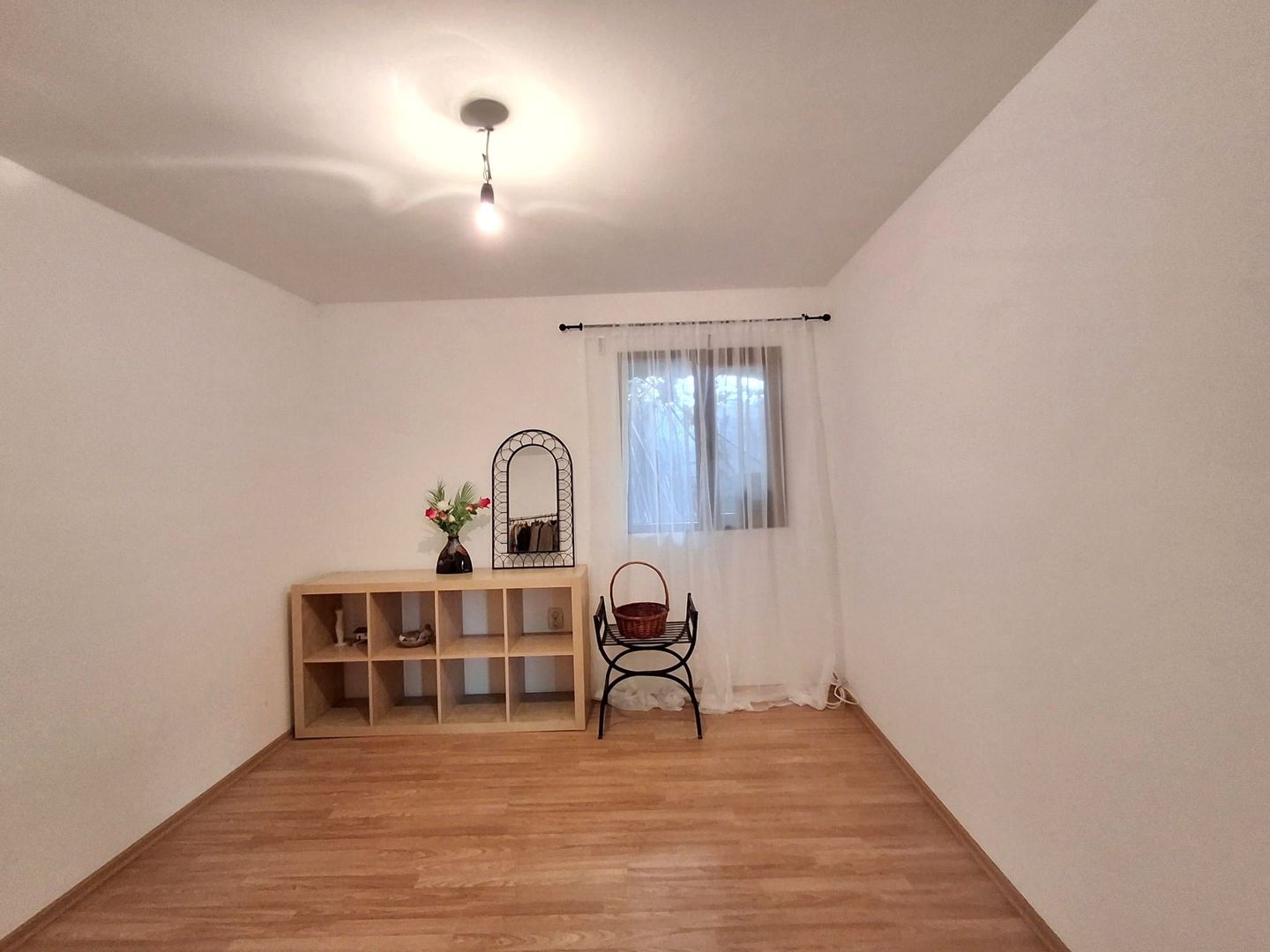 Teren plus Casa cu 2 Camere  zona Andronache – Gherghiței - Poză 12