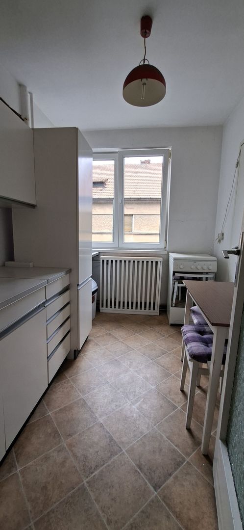 Apartament cu 3 camere - Centru - Poză 9