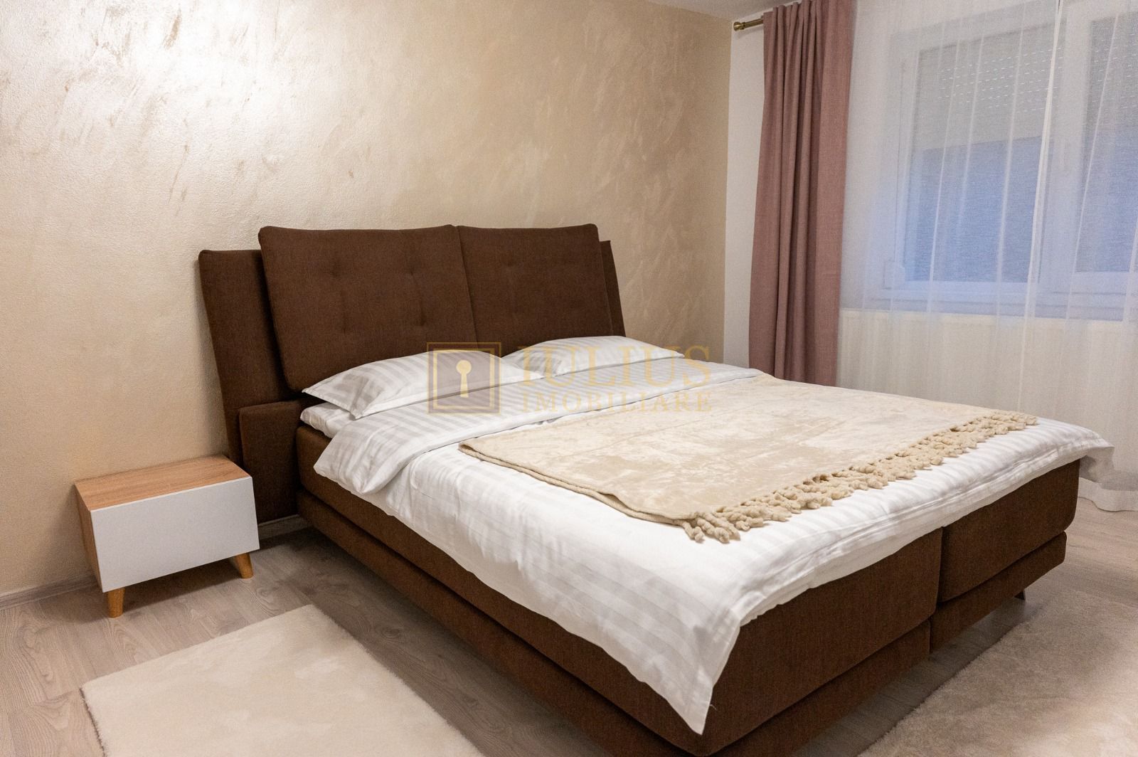 2 camere,  la 10-12 minute de Complex,  Sp. Judetean, centrala proprie - Poză 7