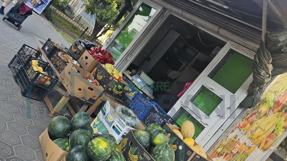 Tonetă pentru legume și fructe în zona Metalurgie, Iași - Poză 1