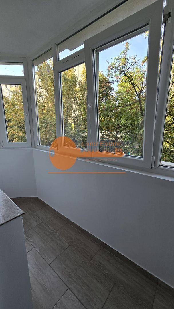 Apartament cu 4 camere in zona Lacul Tei - Bloc Reabilitat - Poză 5