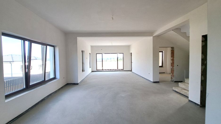 Casa Sibiu, Cisnadioara - Casa de vis - garaj, terase - Poză 3