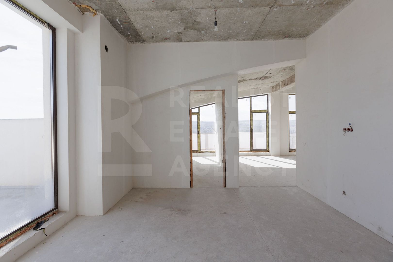 Vânzare, Penthouse, 4 camere, strada Moldova, Ialoveni - Poză 11