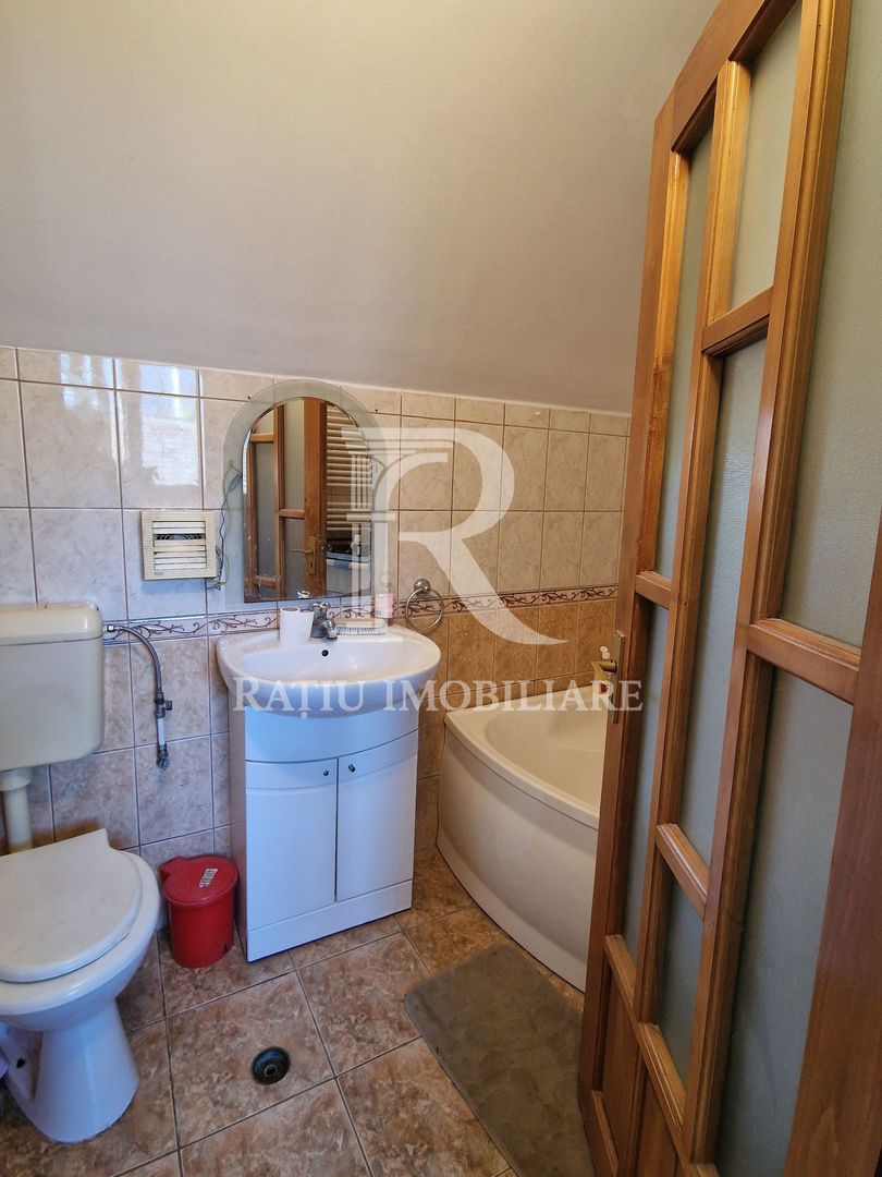 Casa cu 5 camere de vanzare | Iosia | Oradea. - Poză 16