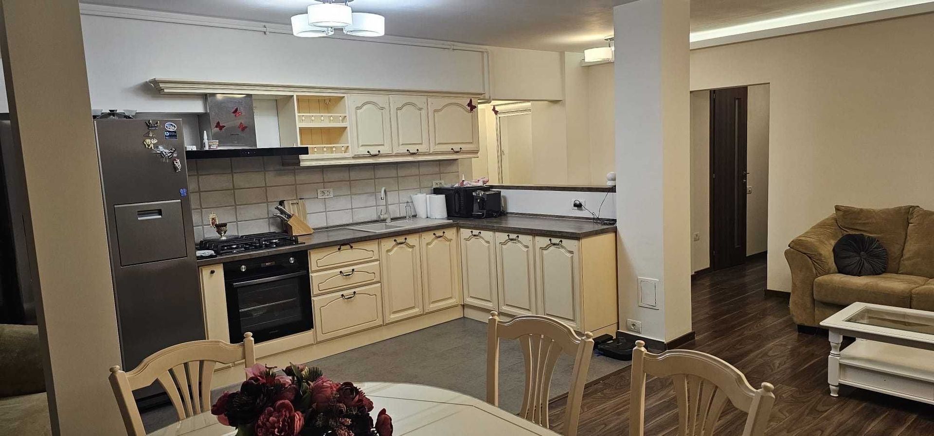 Apartament 4 camere zona Victoria - Ultramodern - TERMEN LUNG - Poză 2