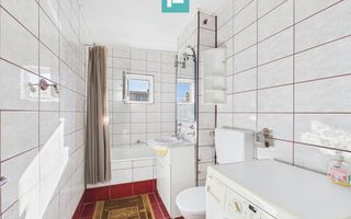 Apartament decomandat cu patru camere de inchiriat - Poză 16