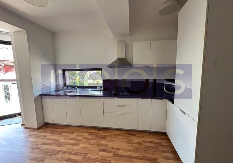 Apartament premium, 3 camere, 2 balcoane, ultracentral – Direct de la proprietar - Poză 3