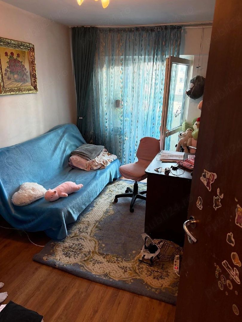 3 camere decomandat Metrou Crângași + Parcare - Poză 4