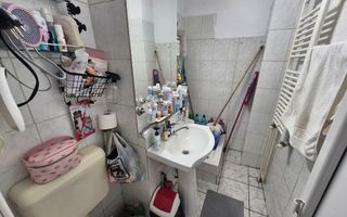 Ap decomandat 4 camere , 2 bai si 2 balcoane-zona Colentina bloc 1986 - Poză 17