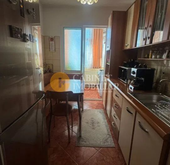 Apartament 2 Camere Decomandat -  zona Galata - Poză 5