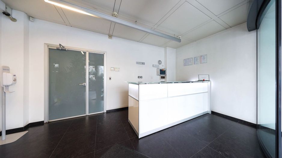 Clădire de birouri și centru de date – Oportunitate exclusivă in Brasov - Poză 4