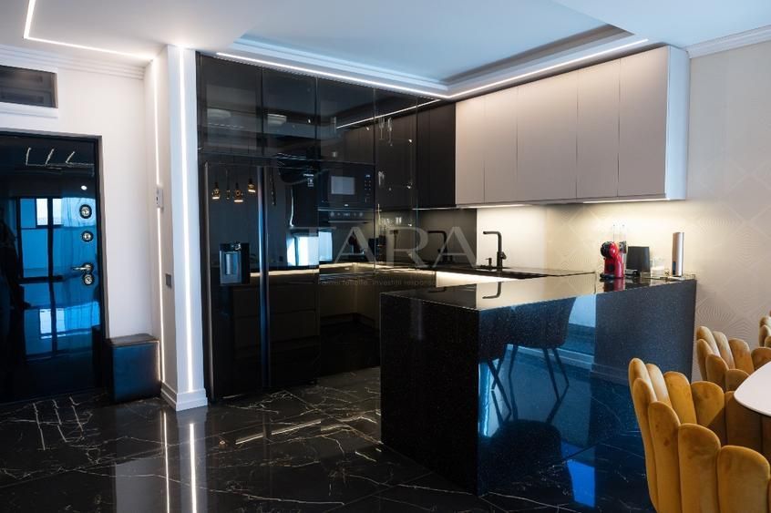 Penthouse spectaculos cu jacuzzi și panoramă unică - Poză 2