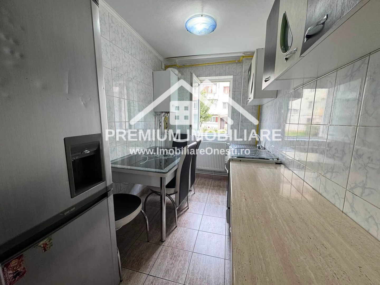 Apartament 2 Camere de Vanzare / Schimb - Poză 4
