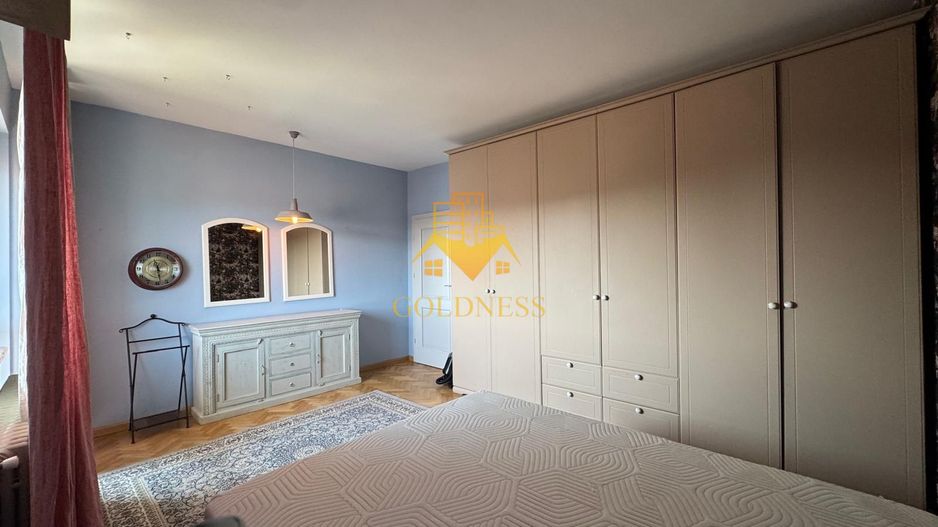 3 camere, Semicentral, 117mp, The Office, Bosch, Ntt Data, Paris - Poză 12