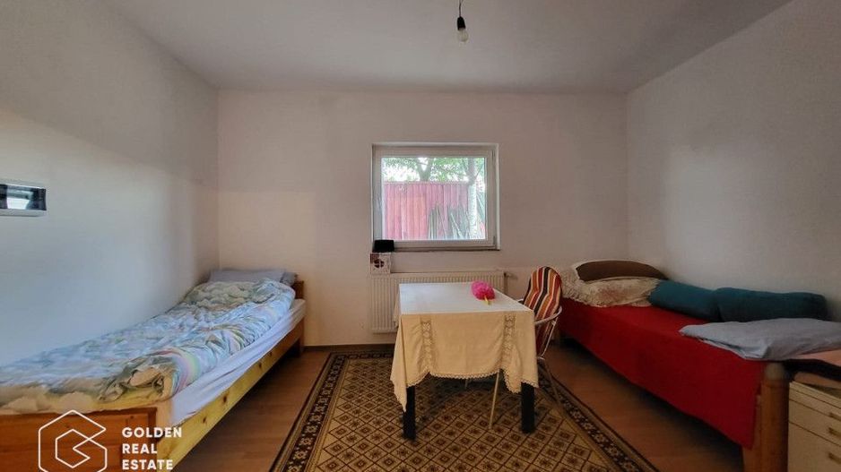 Imobil cu doua corpuri de cladire, oras Lipova - Poză 7