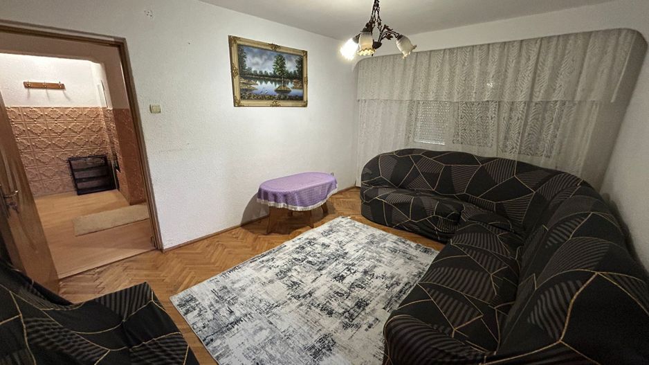 Apartament 2 camere, etaj 2 - Cugir - Poză 1