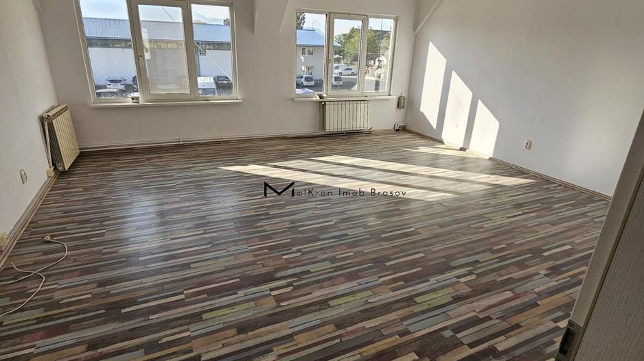 Clădire ideală pentru producție și birouri Bartolomeu - Poză 4