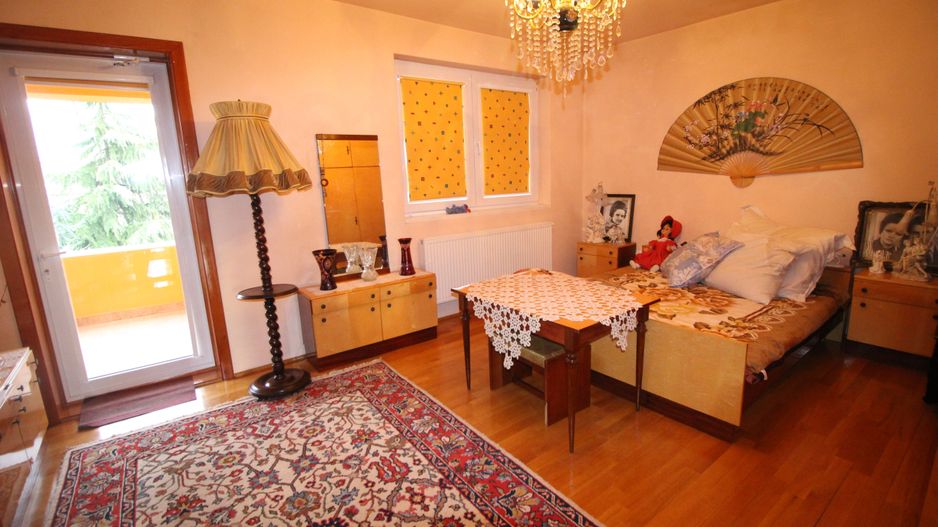 CASA CU MULTIPLE DESTINATII - Poză 7