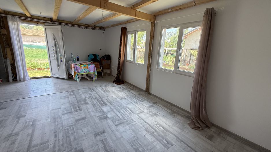 Casă renovată Slobozia -Câmpina + teren intravilan 526 mp - Poză 4