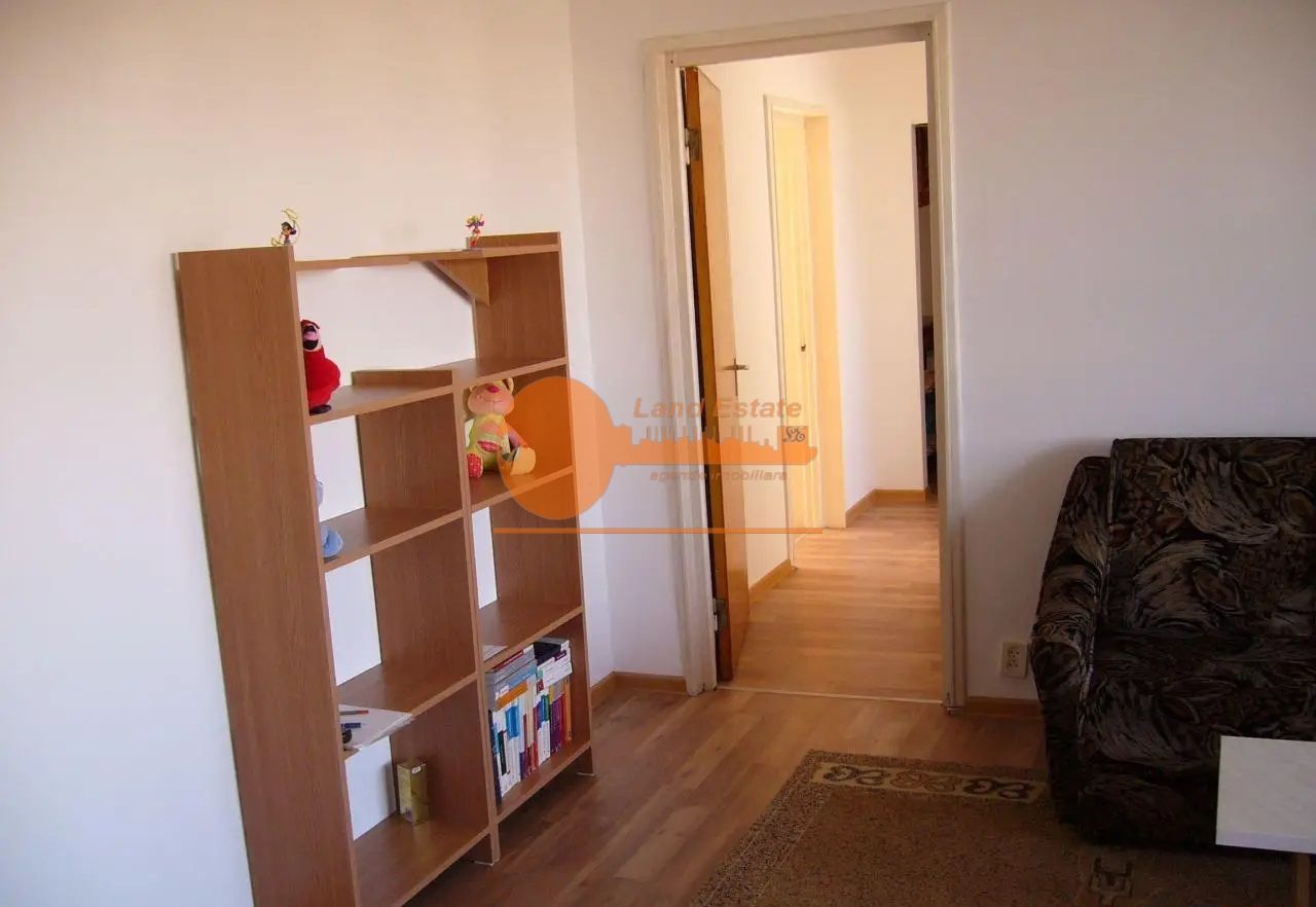 3 camere Gorjului Militari - Poză 1