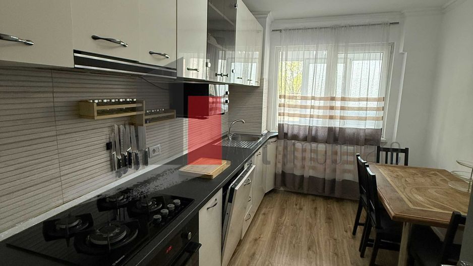 APARTAMENT 3 CAMERE LACUL TEI - Poză 3