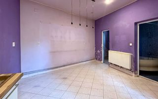 Casă cu 3 camere, garaj și anexă în centrul vechi Baia Mare - Poză 4