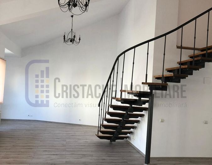 Birou tip duplex_160 mp_contorizare individuala_open space generos + 4 birouri - Poză 1