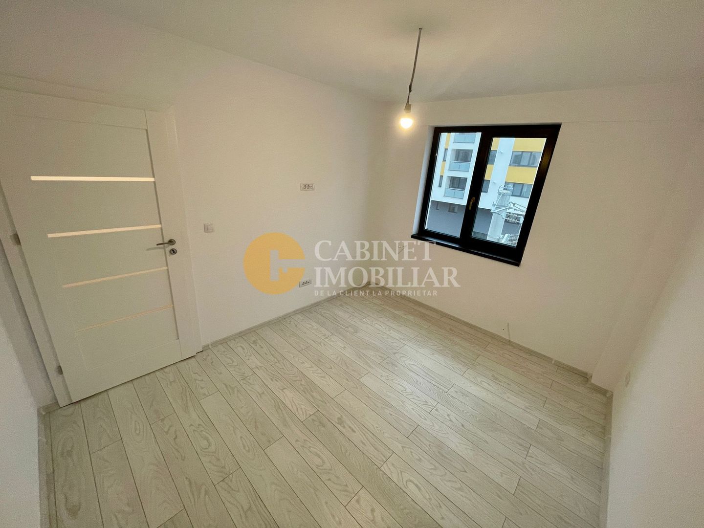 2 Camere Decomandat - Etaj Intermediar - Bloc Nou - Bucium - Poză 4